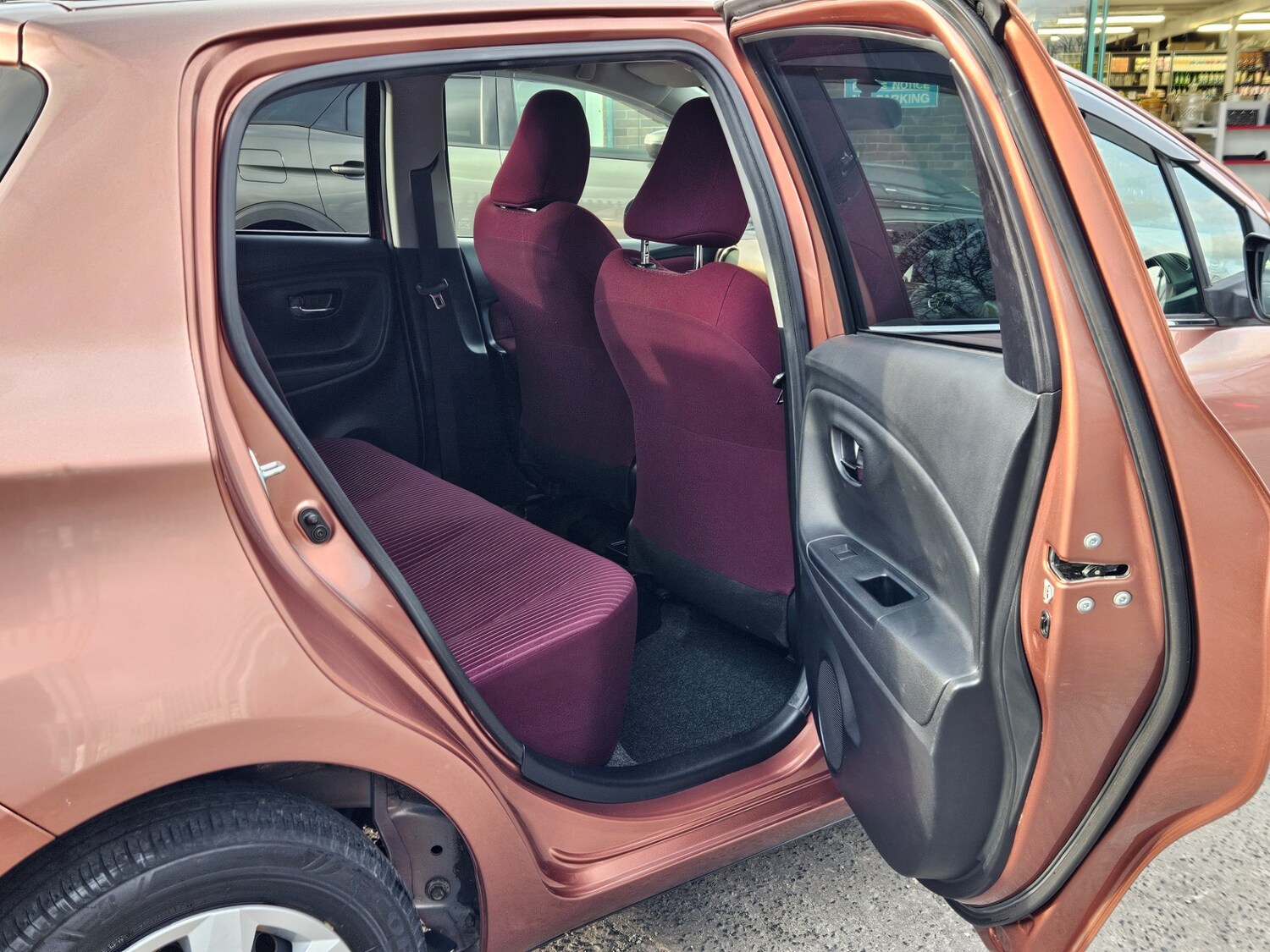 Used Toyota Yaris 2014 for sale - 78155583: Photo 15