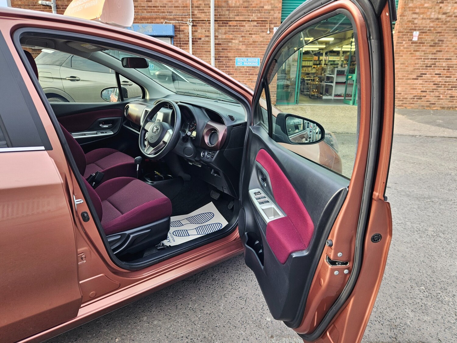 Used Toyota Yaris 2014 for sale - 78155583: Photo 17