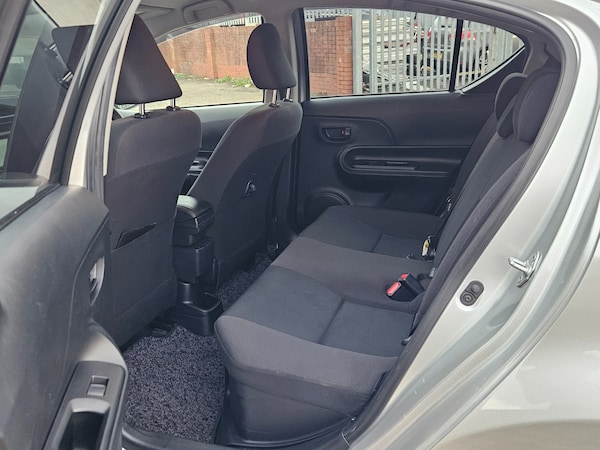 Used Toyota Aqua 2016 for sale - 76021540: Photo 12
