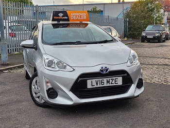 Used Toyota Aqua 2016 for sale - 76021540: Photo