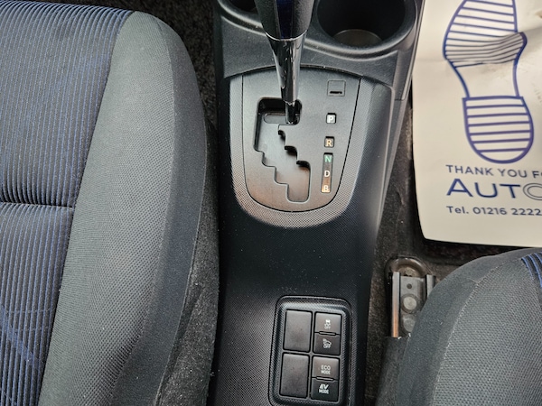 Used Toyota Aqua 2016 for sale - 76021540: Photo 23