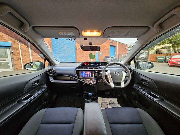 Used Toyota Aqua 2016 for sale - 76021540: Photo 24