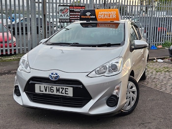 Used Toyota Aqua 2016 for sale - 76021540: Photo