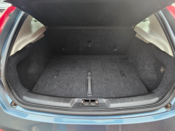 Used Volvo V40 2014 for sale - 75579341: Photo 14