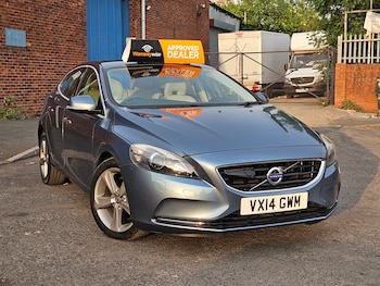 Used Volvo V40 2014 for sale - 75579341: Photo