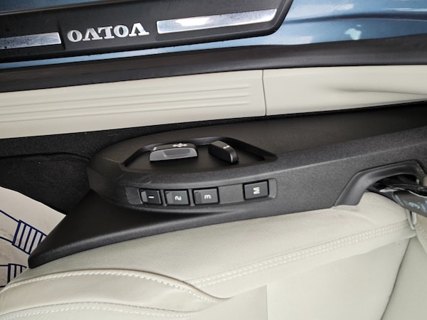 Used Volvo V40 2014 for sale - 75579341: Photo 24