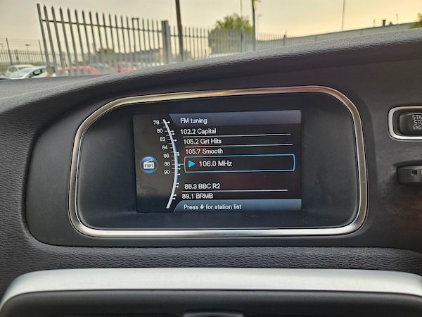 Used Volvo V40 2014 for sale - 75579341: Photo 31