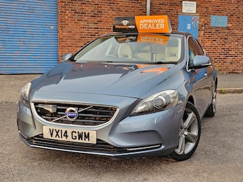 Used Volvo V40 2014 for sale - 75579341: Photo