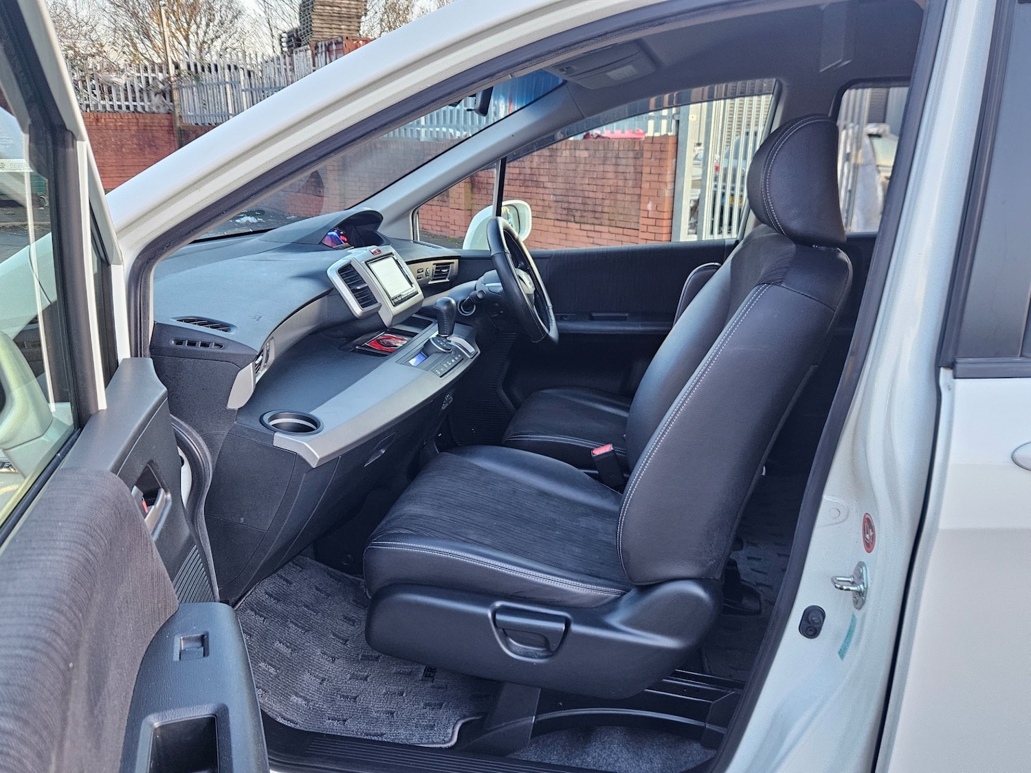 Used Honda Freed 2025 for sale - 76848763: Photo 11