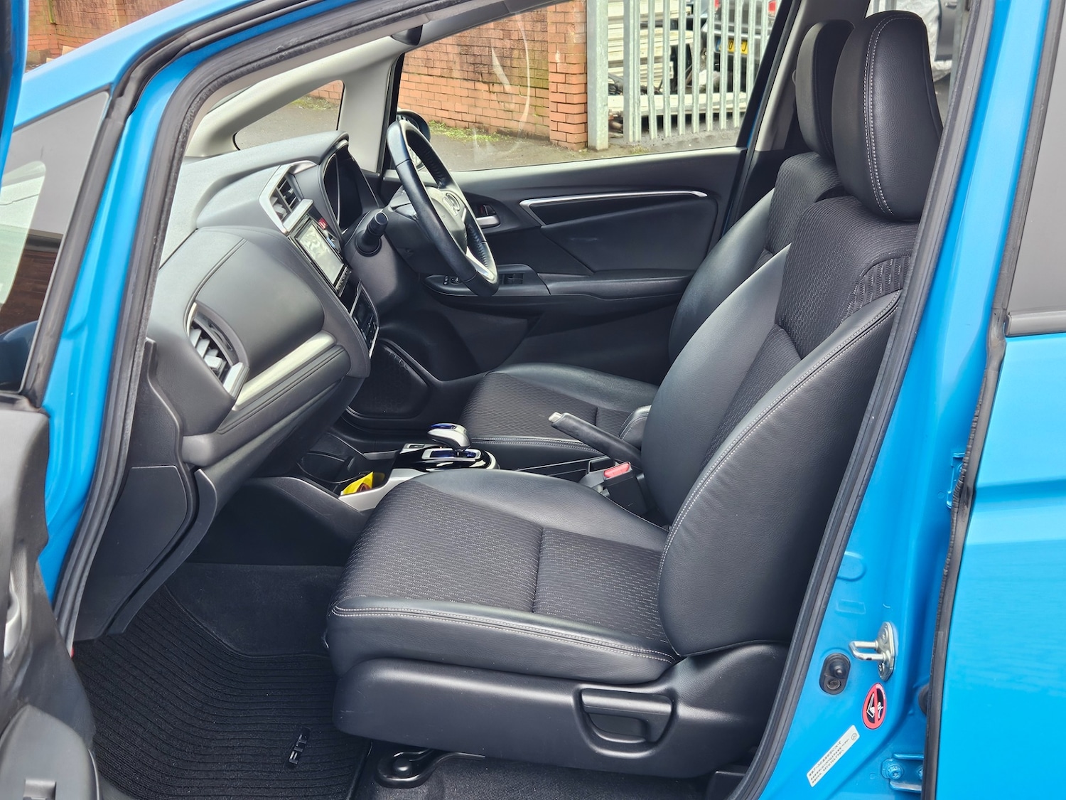 Used Honda Jazz 2013 for sale - 77906833: Photo 11