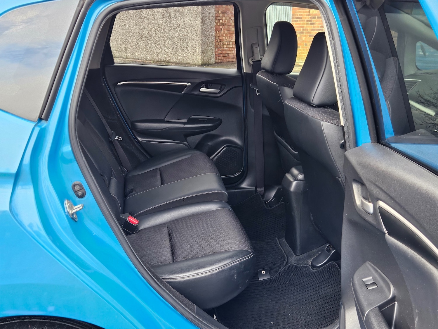 Used Honda Jazz 2013 for sale - 77906833: Photo 16