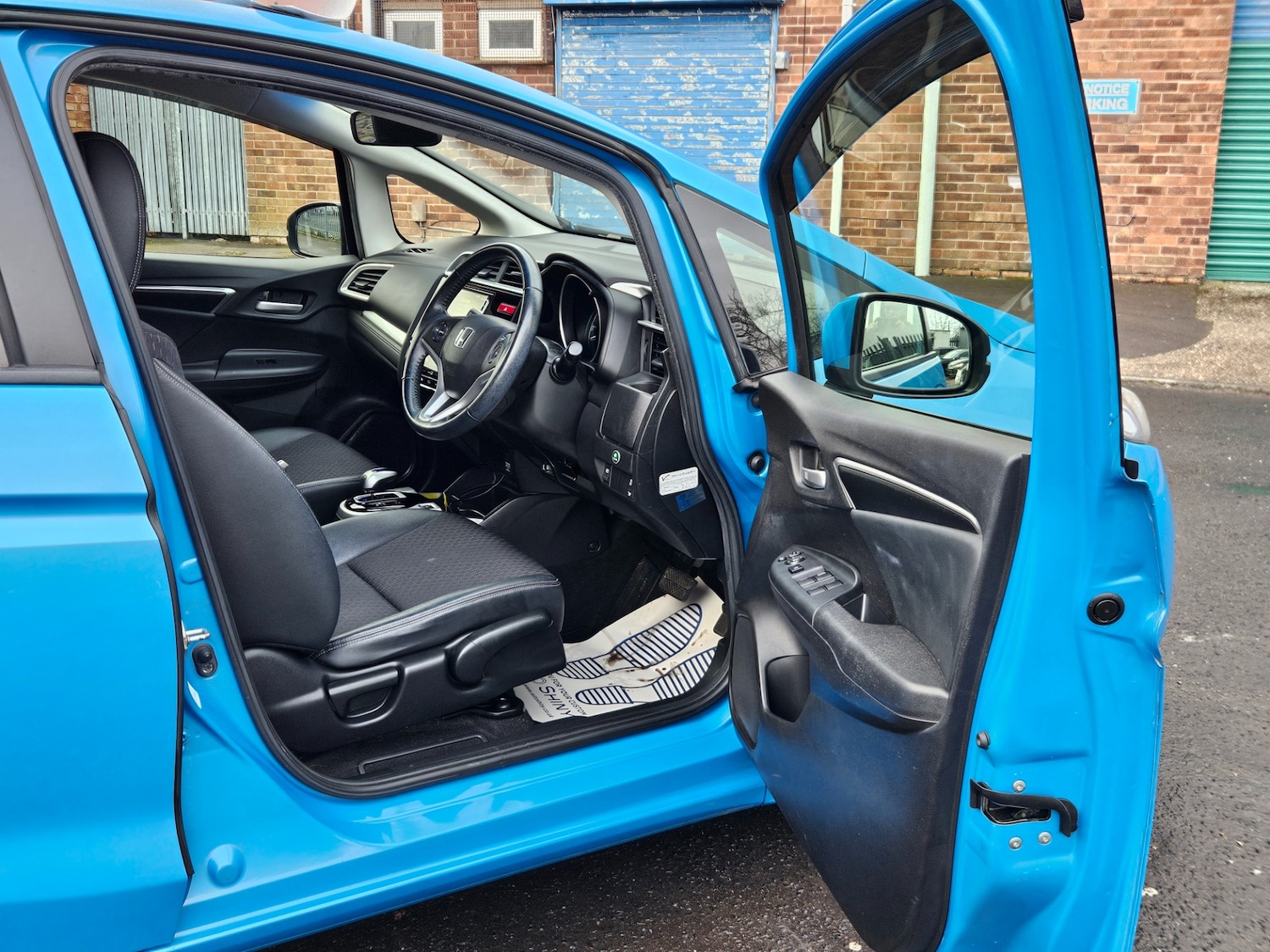 Used Honda Jazz 2013 for sale - 77906833: Photo 18