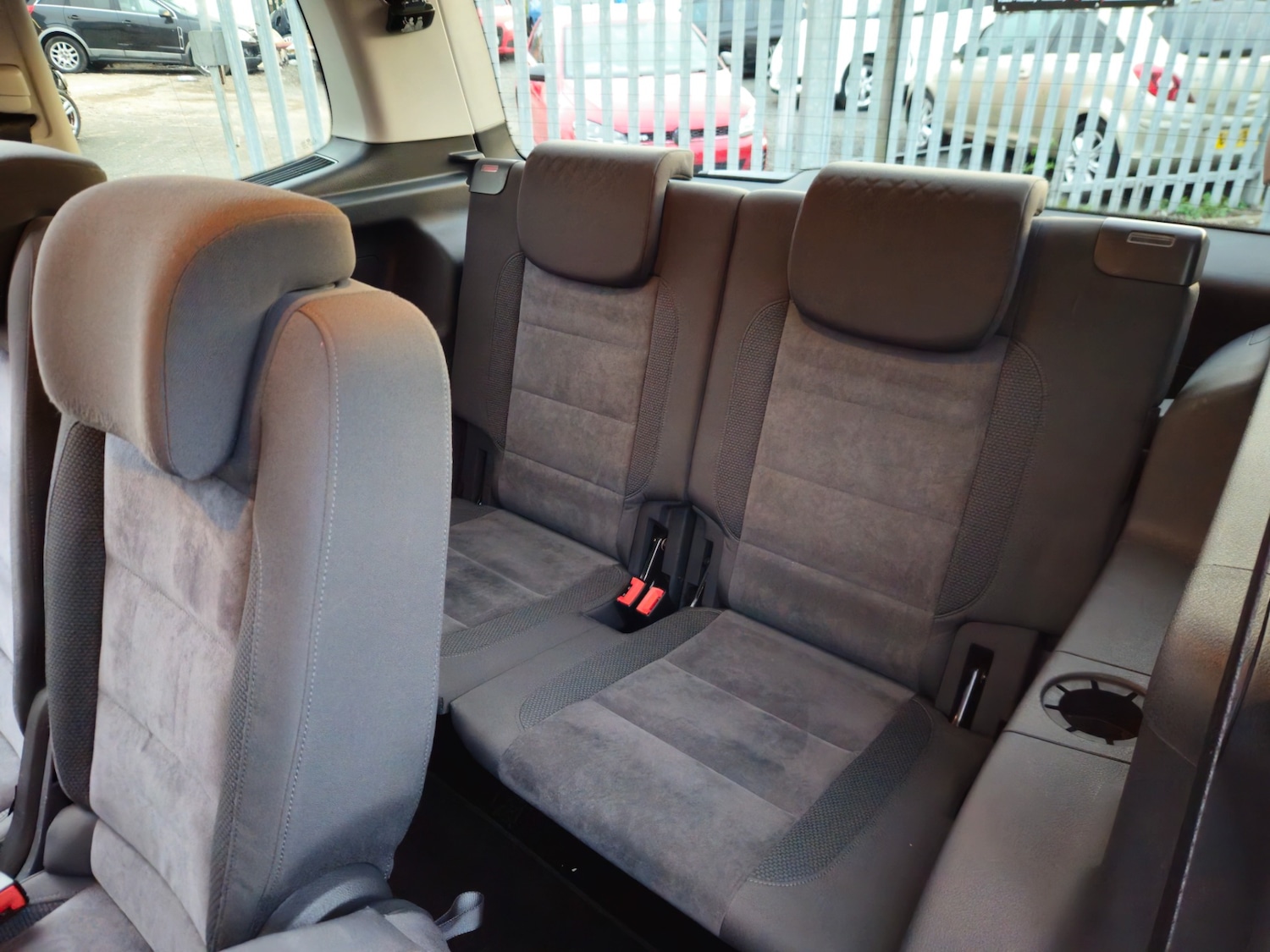 Used Volkswagen Touran 2012 for sale - 75866462: Photo 21