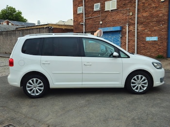 Used Volkswagen Touran 2012 for sale - 75866462: Photo