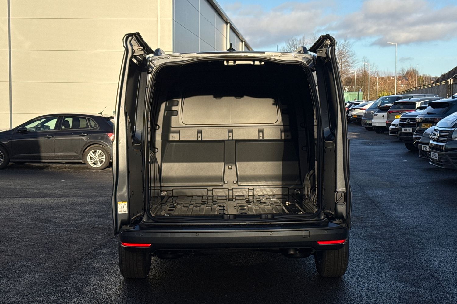 Used Volkswagen Caddy 2025 for sale - 77135443: Photo 31