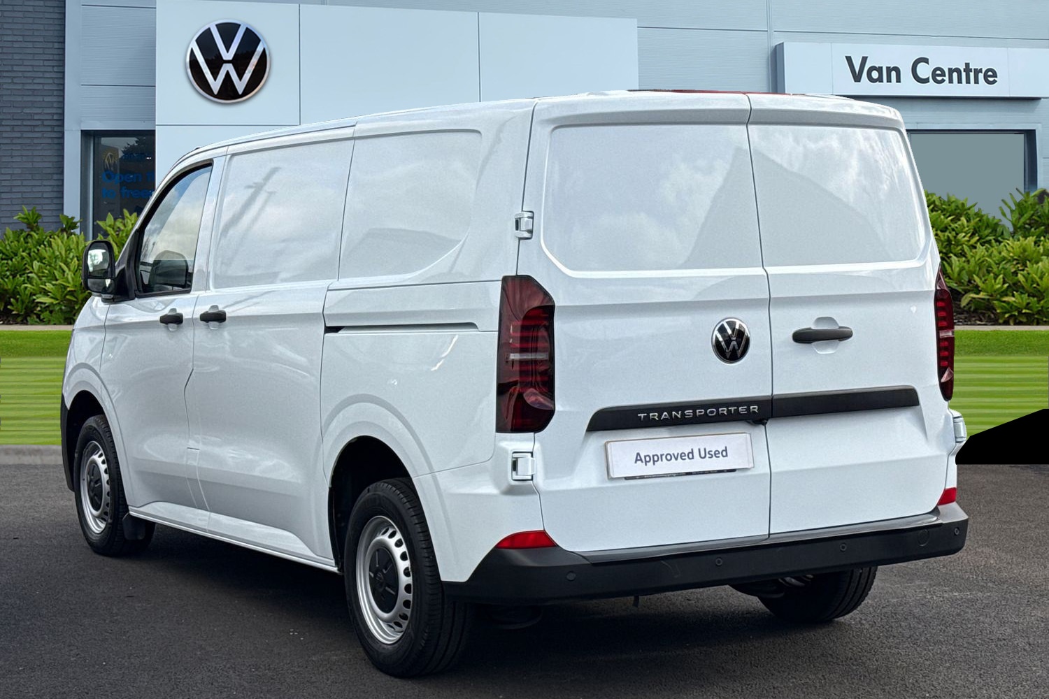 Used Volkswagen Transporter 2025 for sale - 77662862: Photo 2
