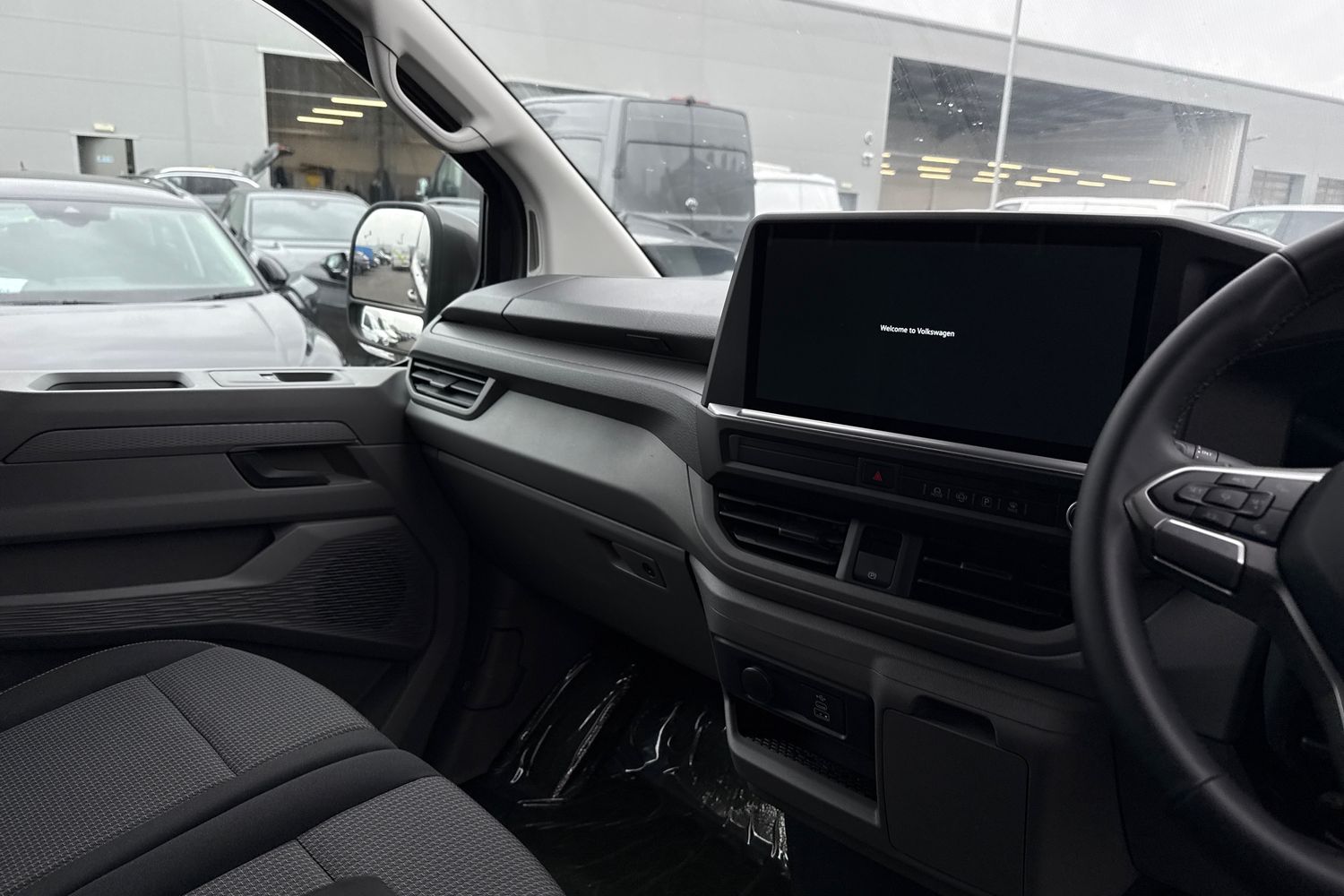 Used Volkswagen Transporter 2025 for sale - 77516868: Photo 14