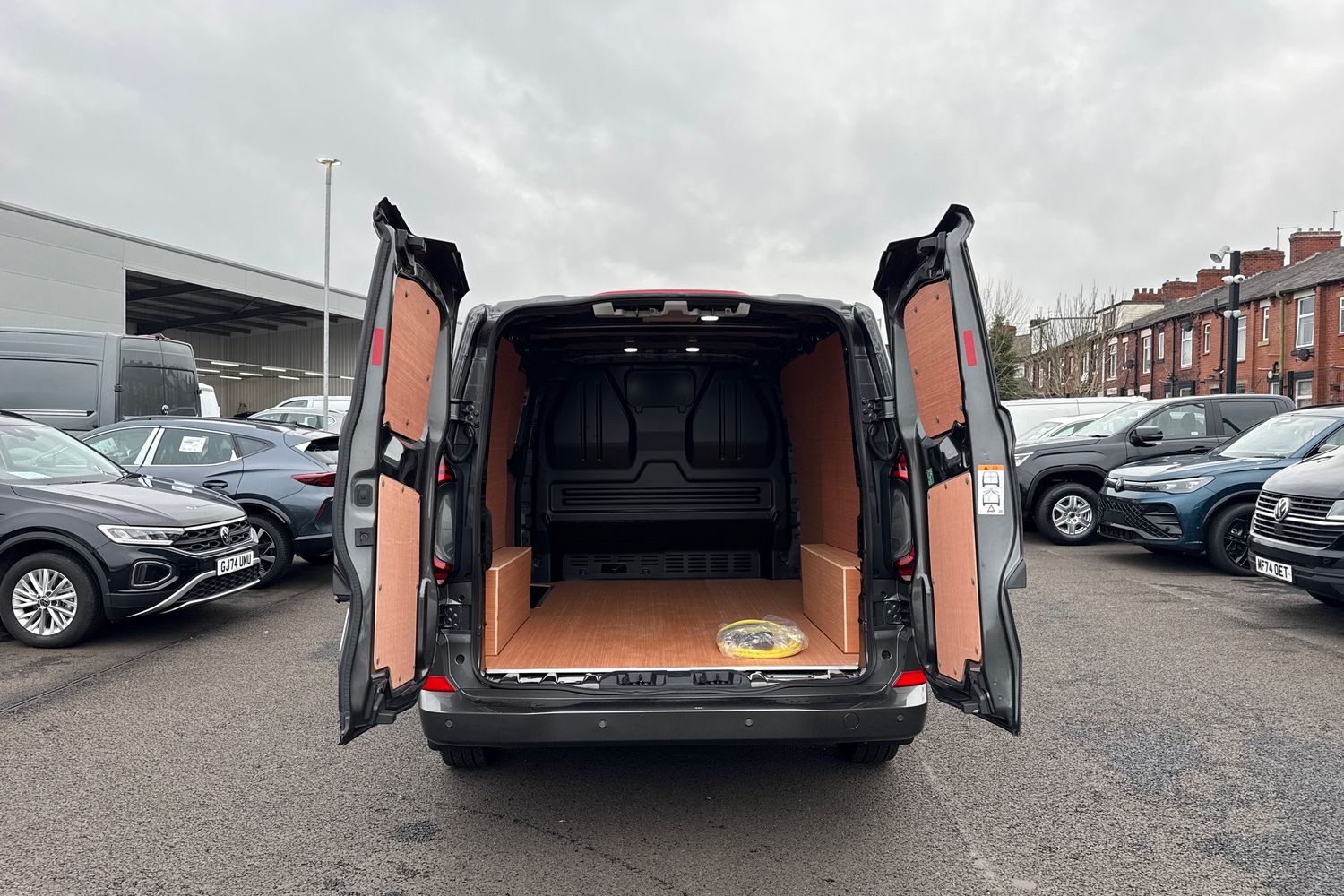 Used Volkswagen Transporter 2025 for sale - 77516868: Photo 31