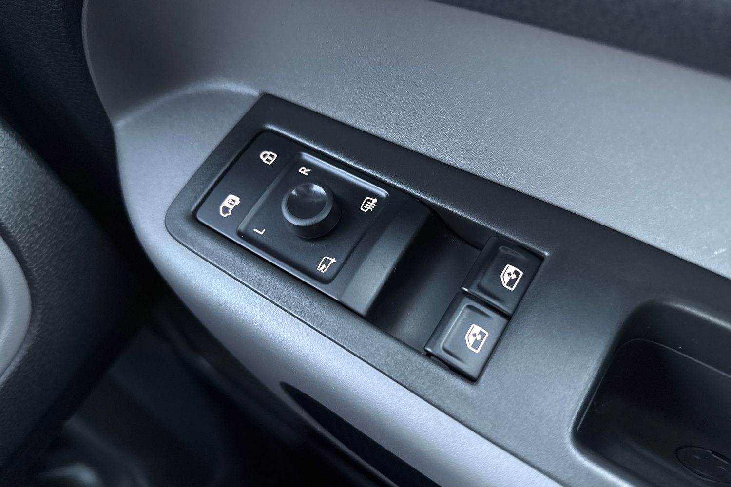 Used Volkswagen ID. Buzz Cargo 2023 for sale - 76636904: Photo 18