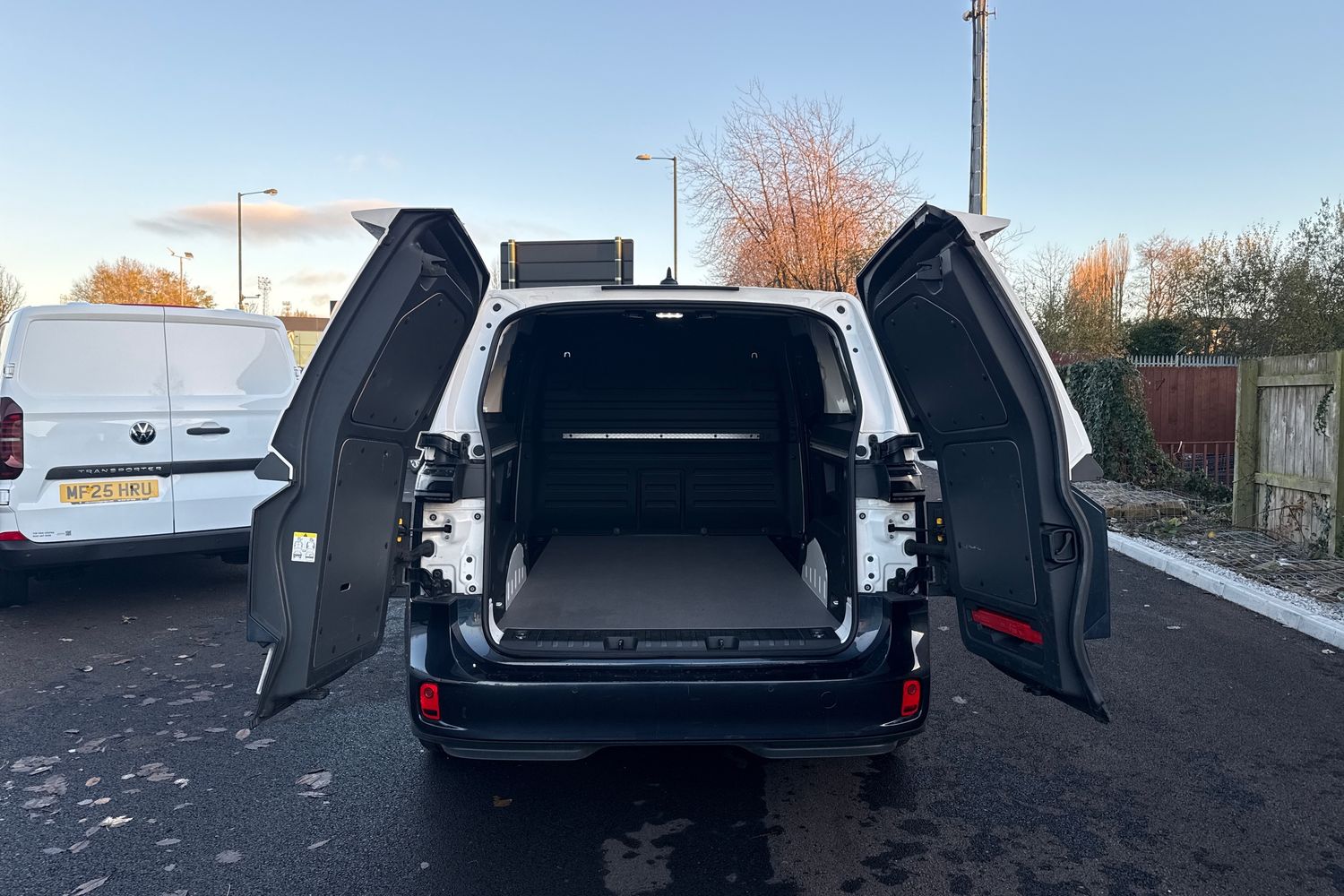 Used Volkswagen ID. Buzz Cargo 2023 for sale - 76636904: Photo 31