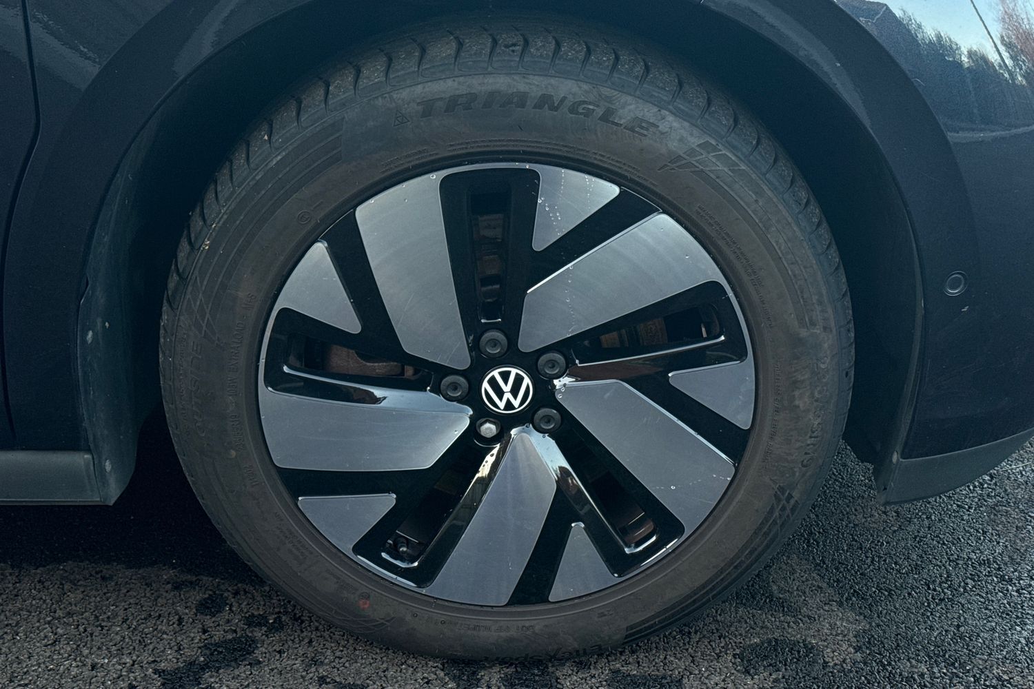 Used Volkswagen ID.Buzz 2023 for sale - 77000572: Photo 23