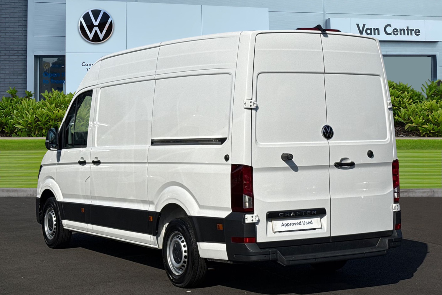 Used Volkswagen Crafter 2024 for sale - 77943703: Photo 2