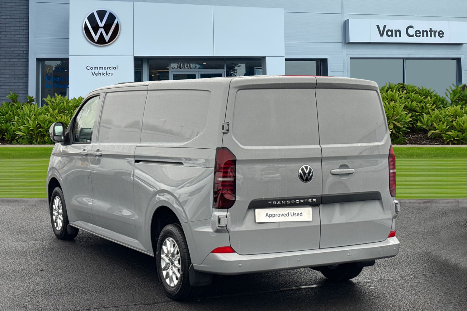 Used Volkswagen Transporter 2025 for sale - 77147480: Photo 2