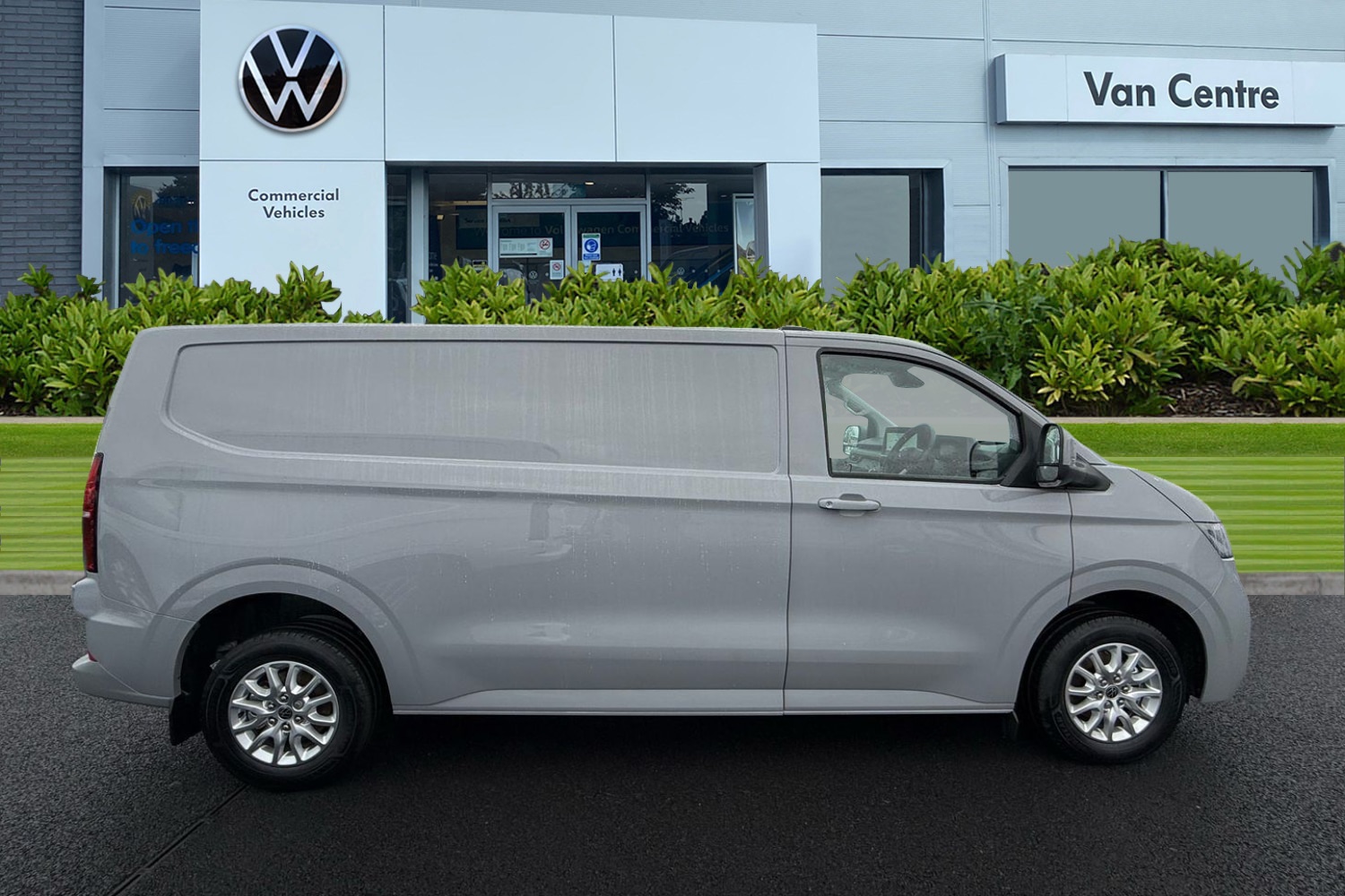 Used Volkswagen Transporter 2025 for sale - 77147480: Photo 3