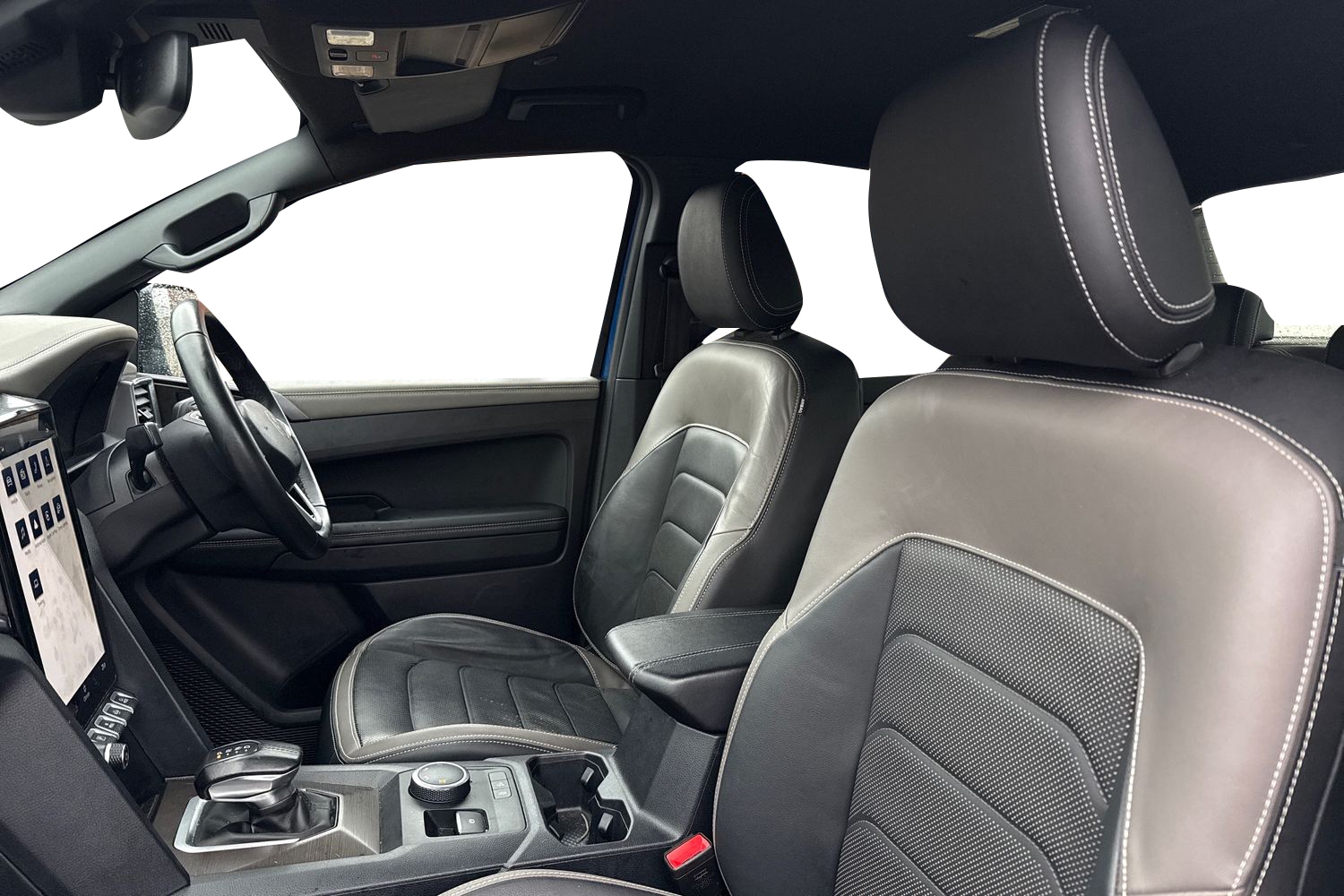 Used Volkswagen Amarok 2024 for sale - 76774652: Photo 11