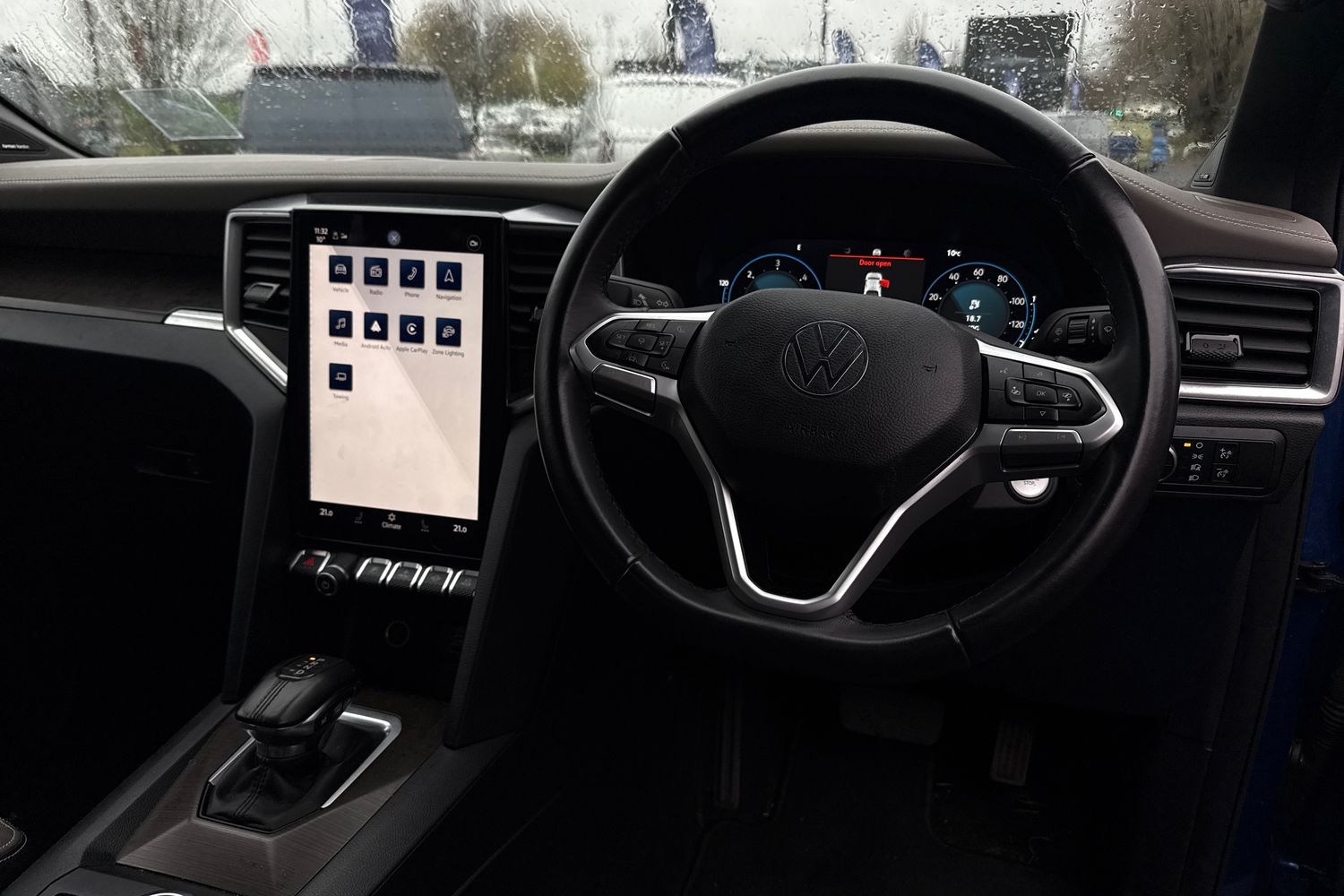 Used Volkswagen Amarok 2024 for sale - 76774652: Photo 13