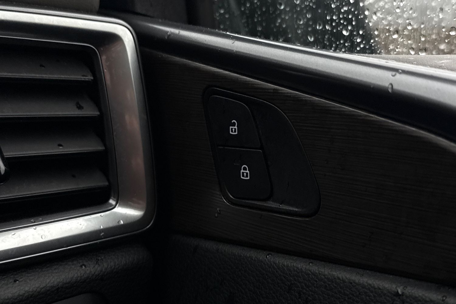 Used Volkswagen Amarok 2024 for sale - 76774652: Photo 18