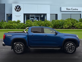 Used Volkswagen Amarok 2024 for sale - 76774652: Photo