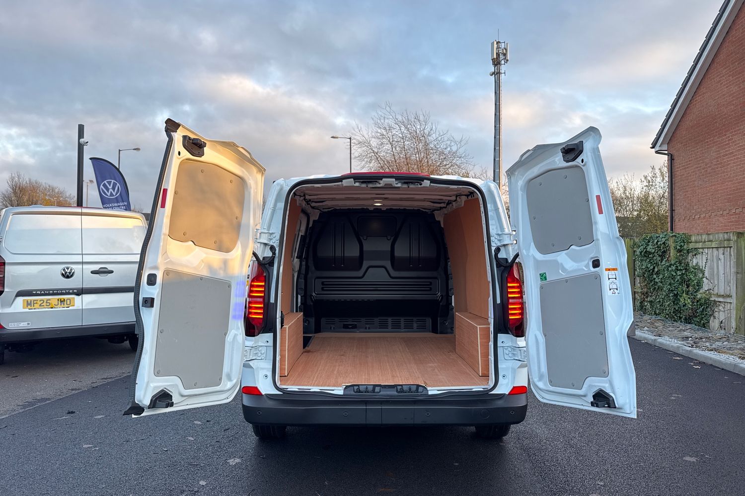 Used Volkswagen Transporter 2025 for sale - 76820087: Photo 31