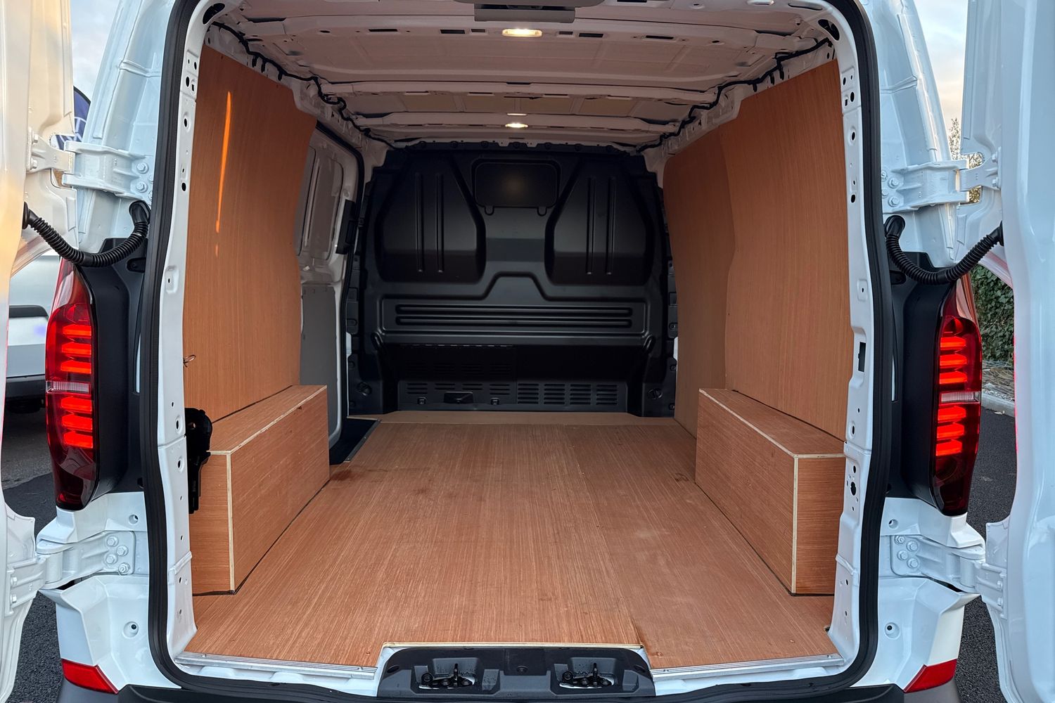 Used Volkswagen Transporter 2025 for sale - 76820087: Photo 9