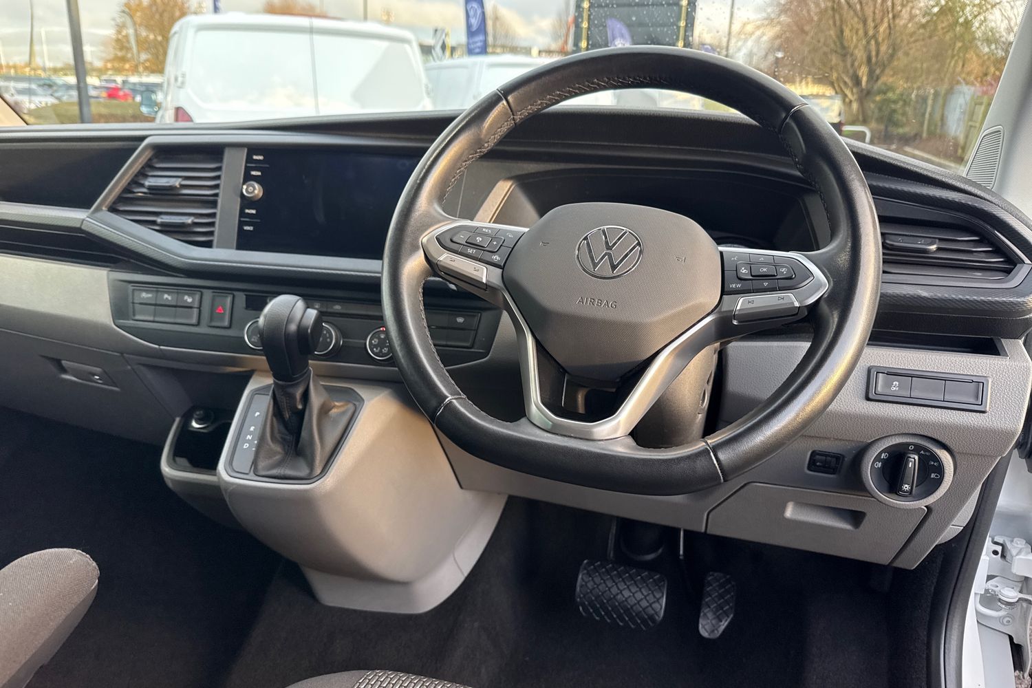 Used Volkswagen Transporter 2024 for sale - 76805355: Photo 12