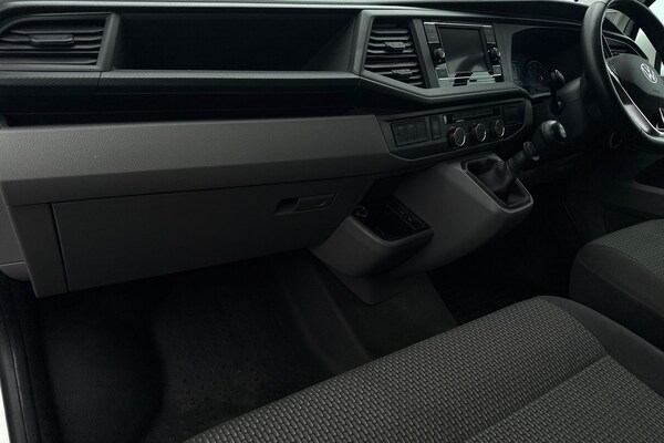 Used Volkswagen Transporter 2024 for sale - 76156445: Photo 15