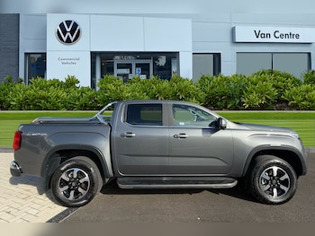 Used Volkswagen Amarok 2024 for sale - 76128575: Photo