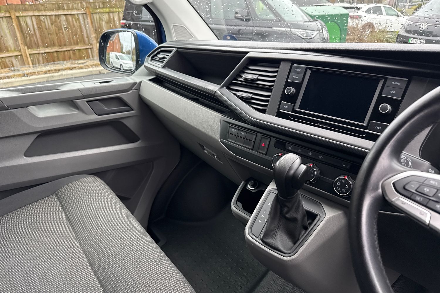 Used Volkswagen Transporter 2024 for sale - 77179109: Photo 14