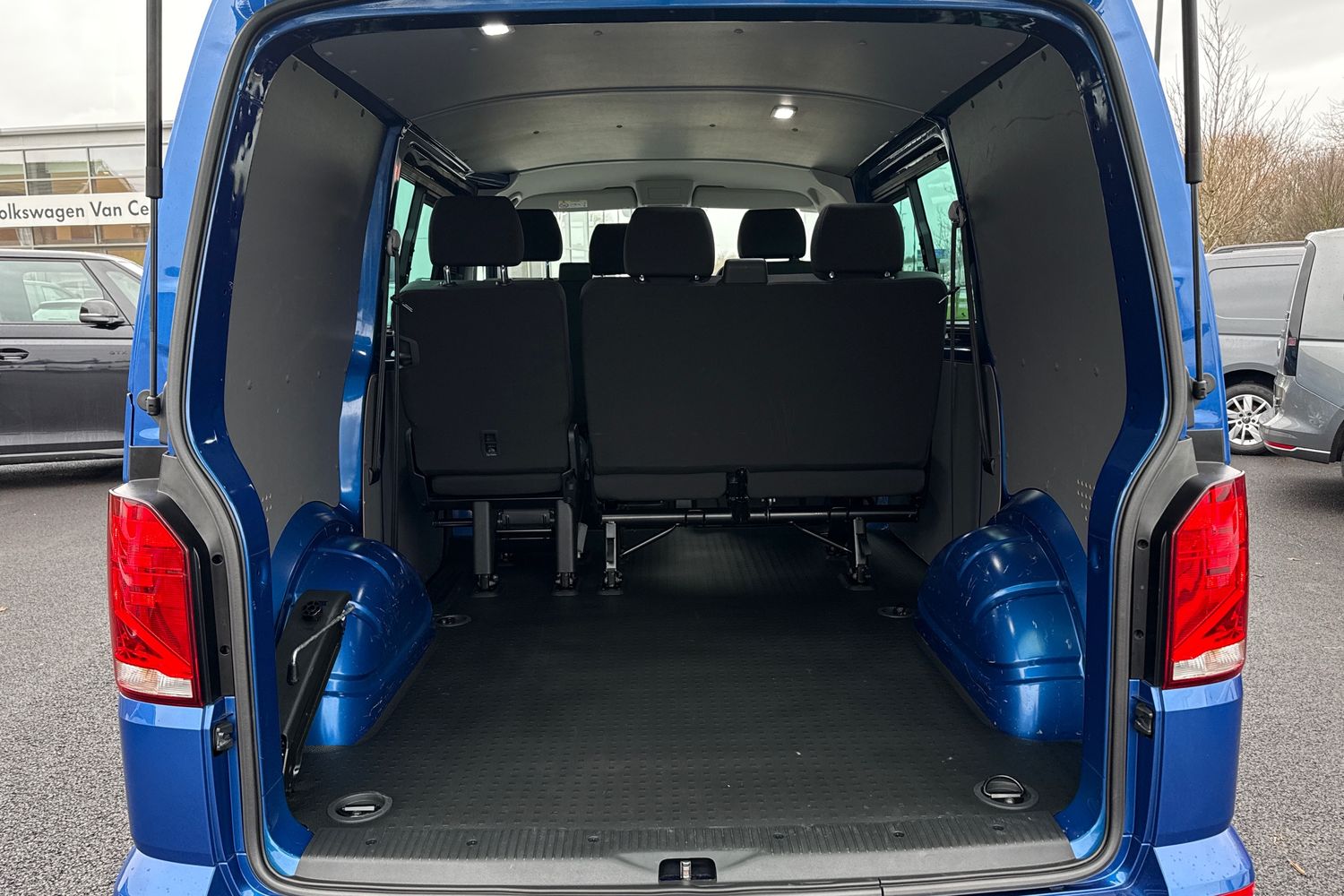 Used Volkswagen Transporter 2024 for sale - 77179109: Photo 9