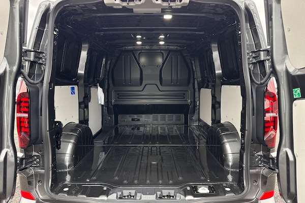 Used Volkswagen Transporter 2025 for sale - 76243721: Photo 9