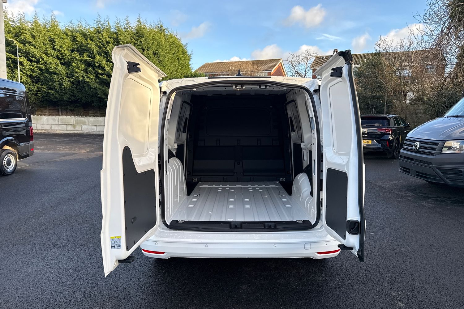 Used Volkswagen Caddy Maxi 2025 for sale - 77233273: Photo 31