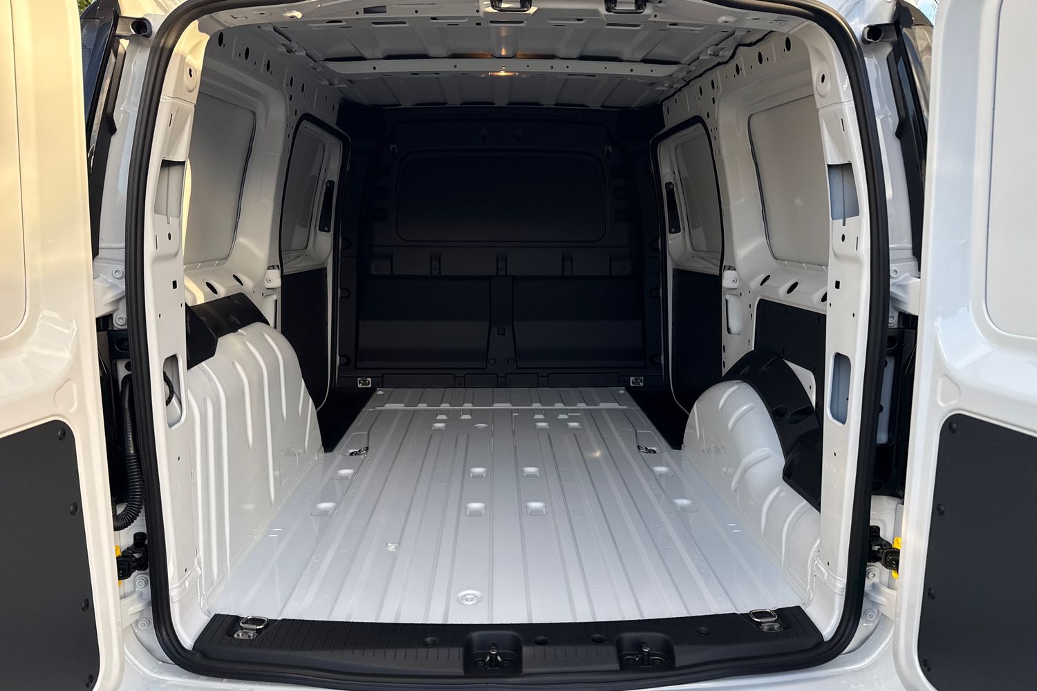 Used Volkswagen Caddy Maxi 2025 for sale - 77233273: Photo 9