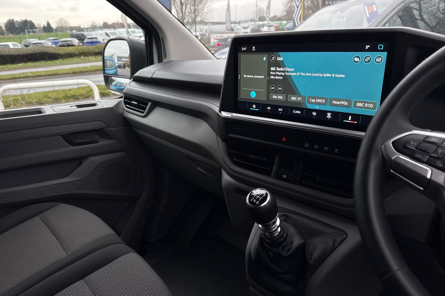 Used Volkswagen Transporter 2025 for sale - 77147495: Photo 15