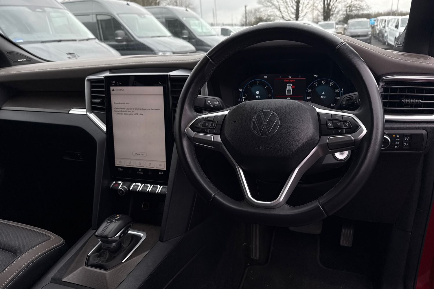 Used Volkswagen Amarok 2024 for sale - 77516955: Photo 13