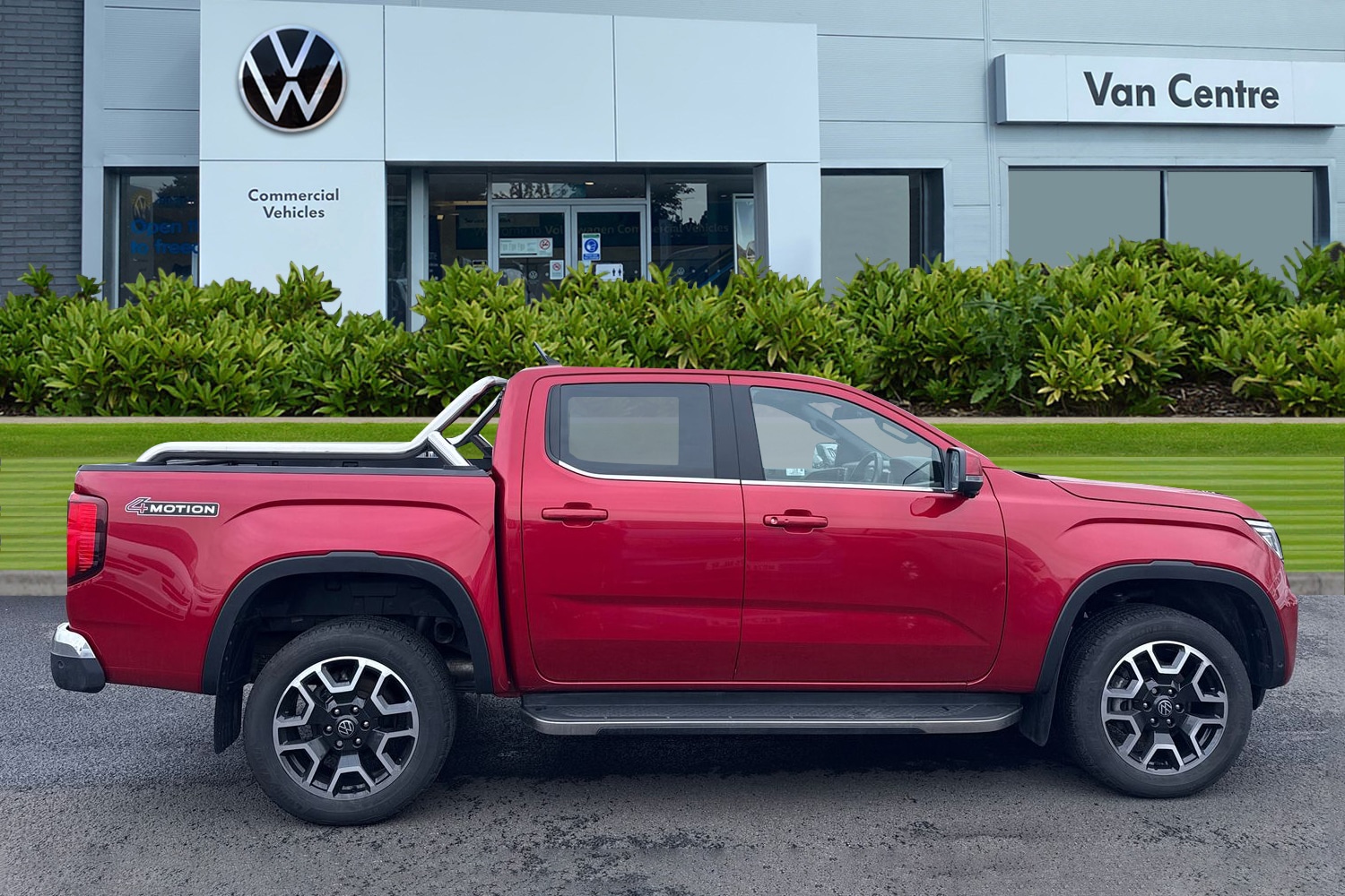 Used Volkswagen Amarok 2024 for sale - 77516955: Photo 3
