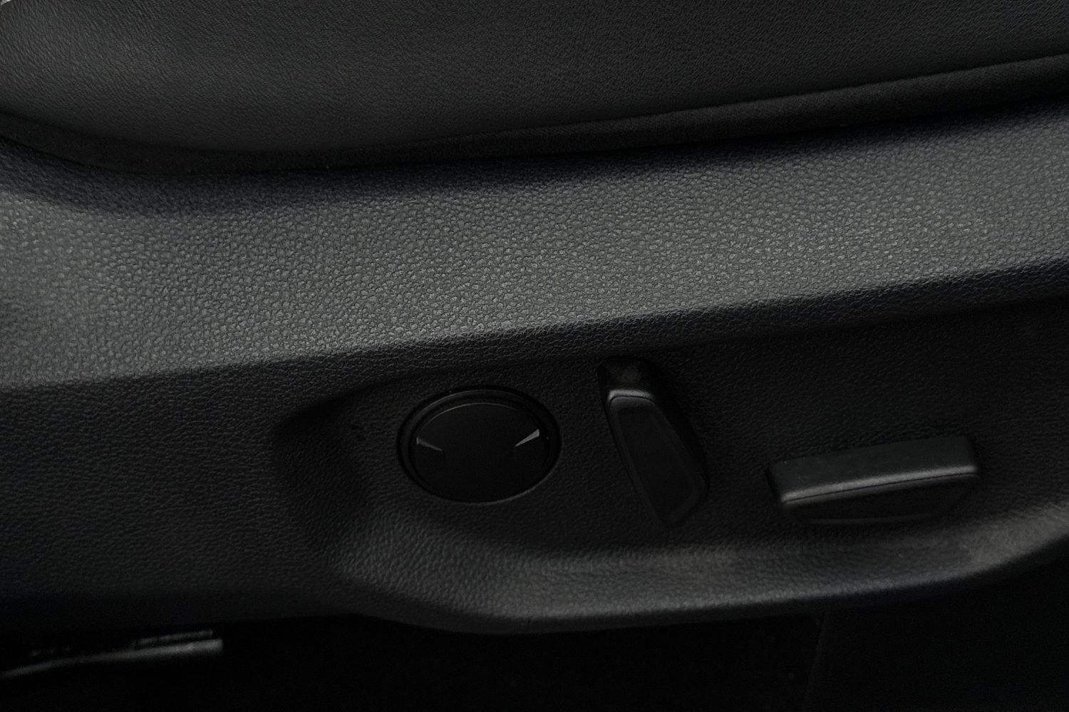 Used Volkswagen Amarok 2024 for sale - 77516955: Photo 32