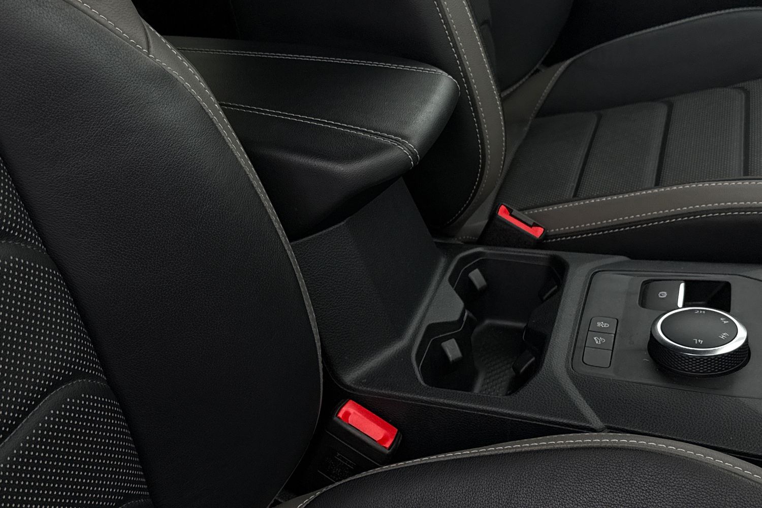 Used Volkswagen Amarok 2024 for sale - 77516955: Photo 33