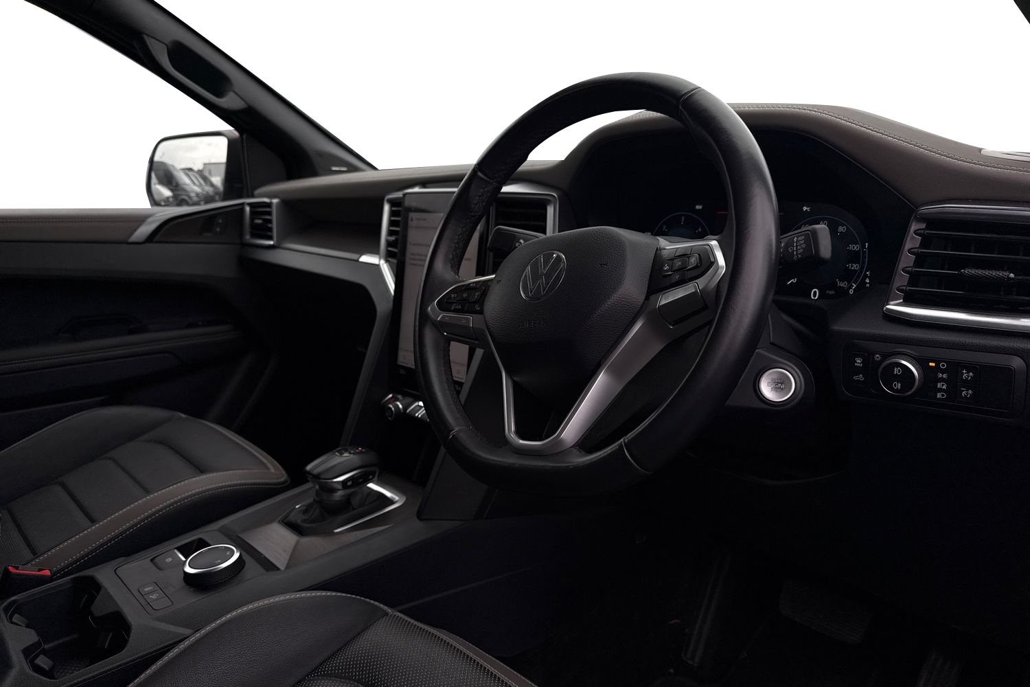 Used Volkswagen Amarok 2024 for sale - 77516955: Photo 8