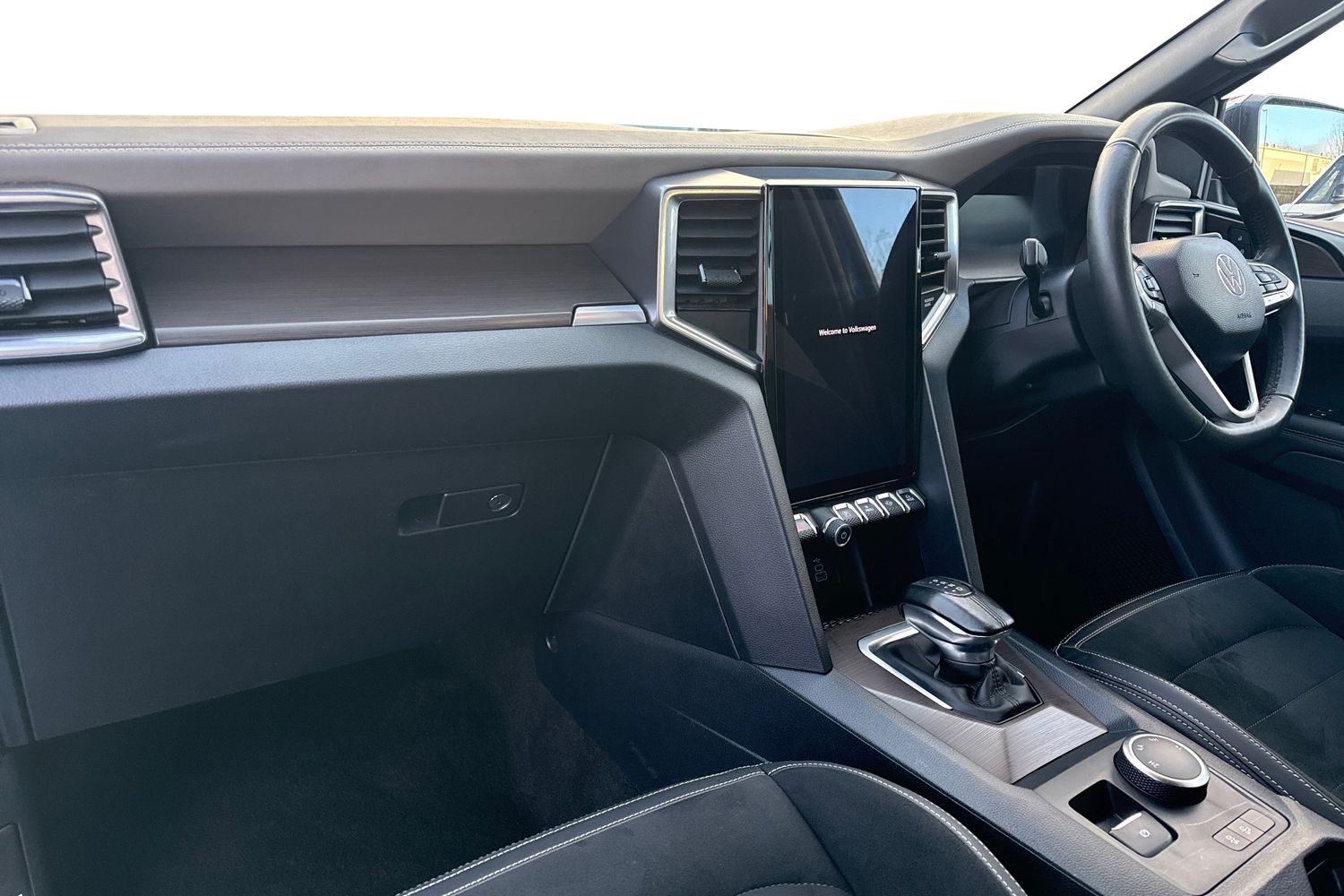 Used Volkswagen Amarok 2024 for sale - 77011414: Photo 8