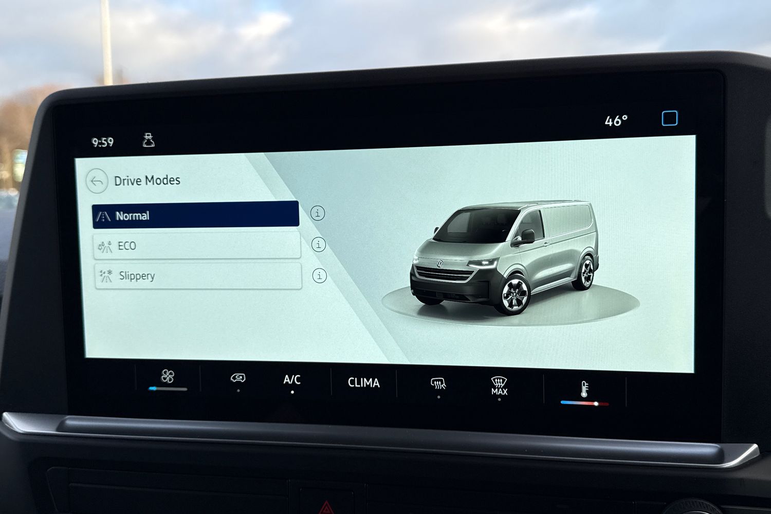 Used Volkswagen Transporter 2025 for sale - 77011427: Photo 39